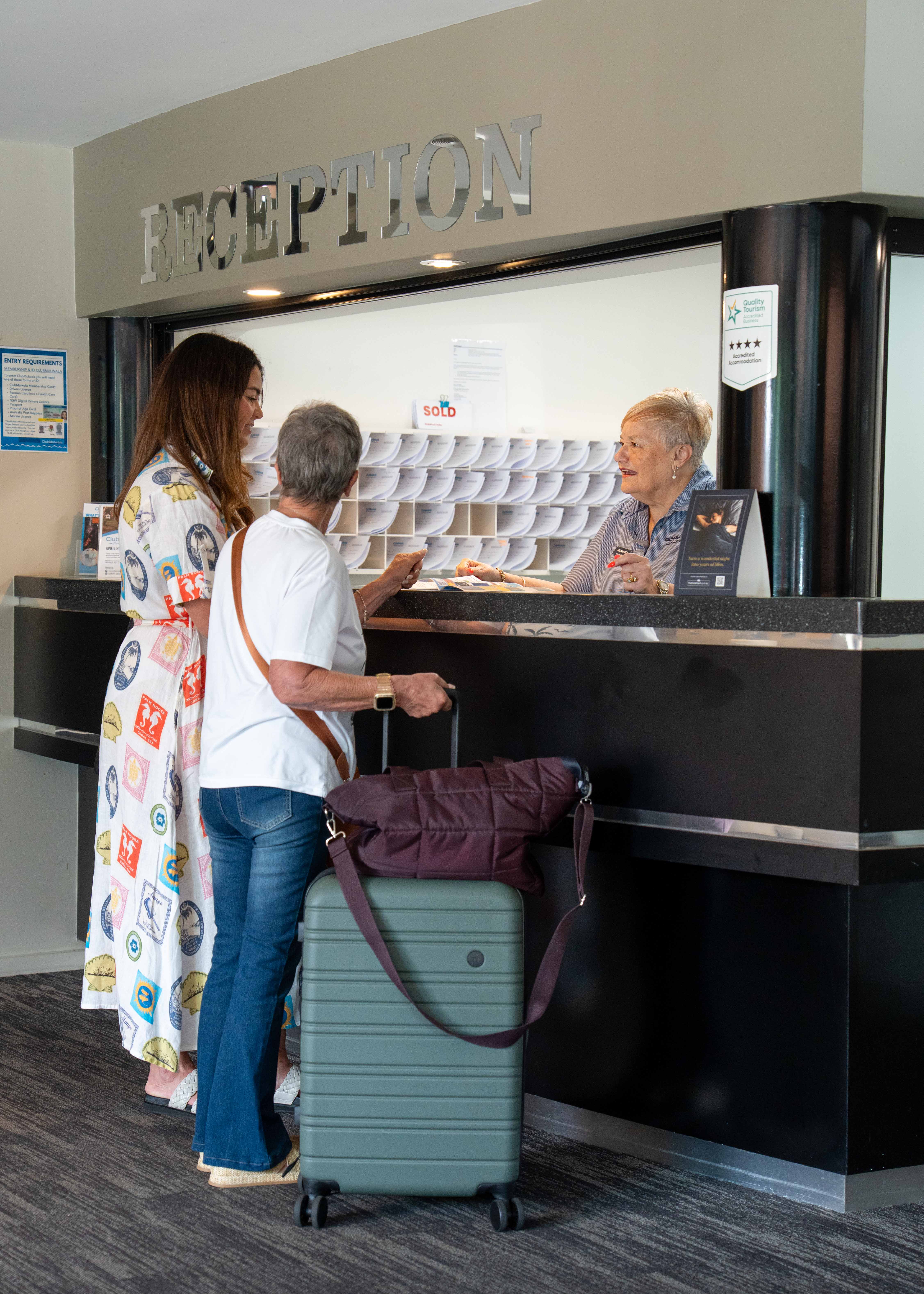 clubmulwala-resort-reception-checkin.jpg